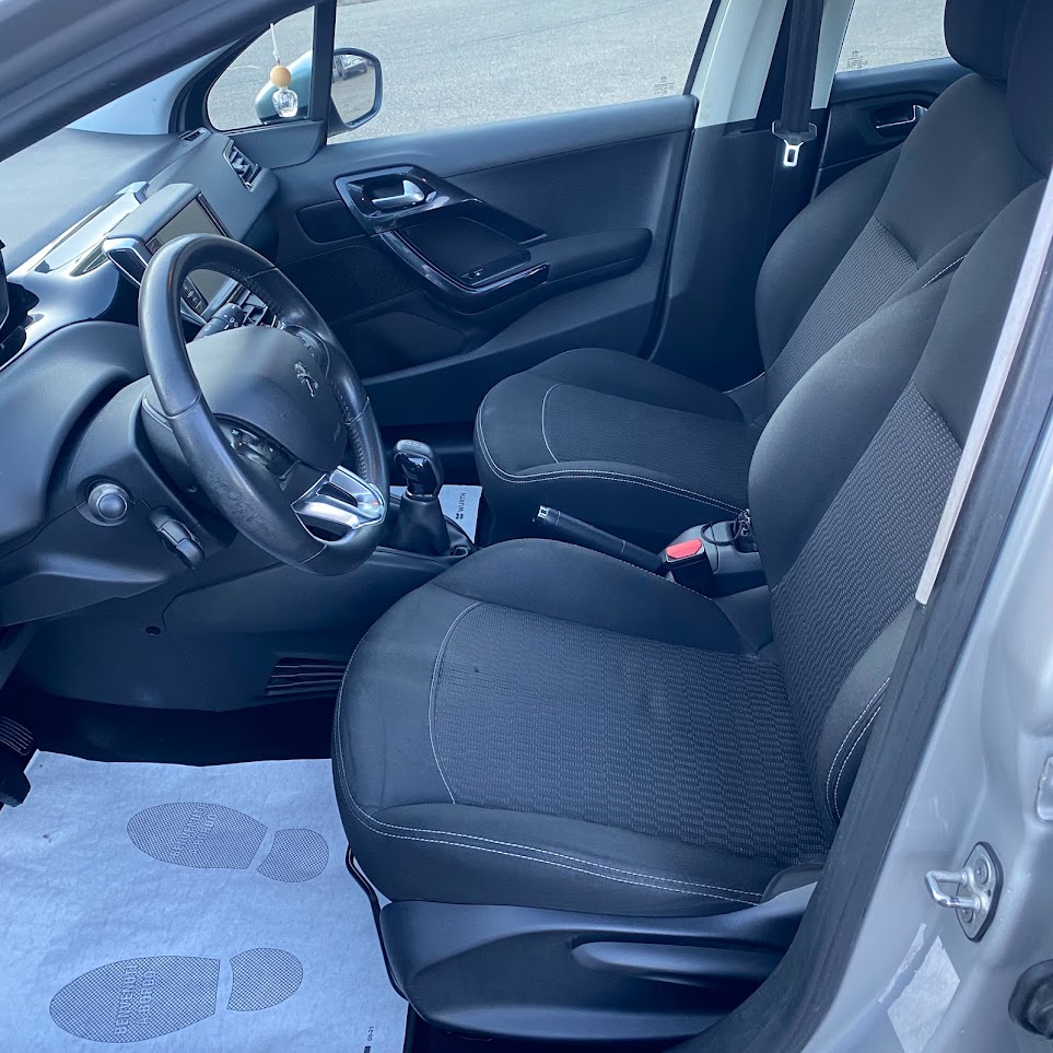 Peugeot 208 1.2 PureTech Gpl