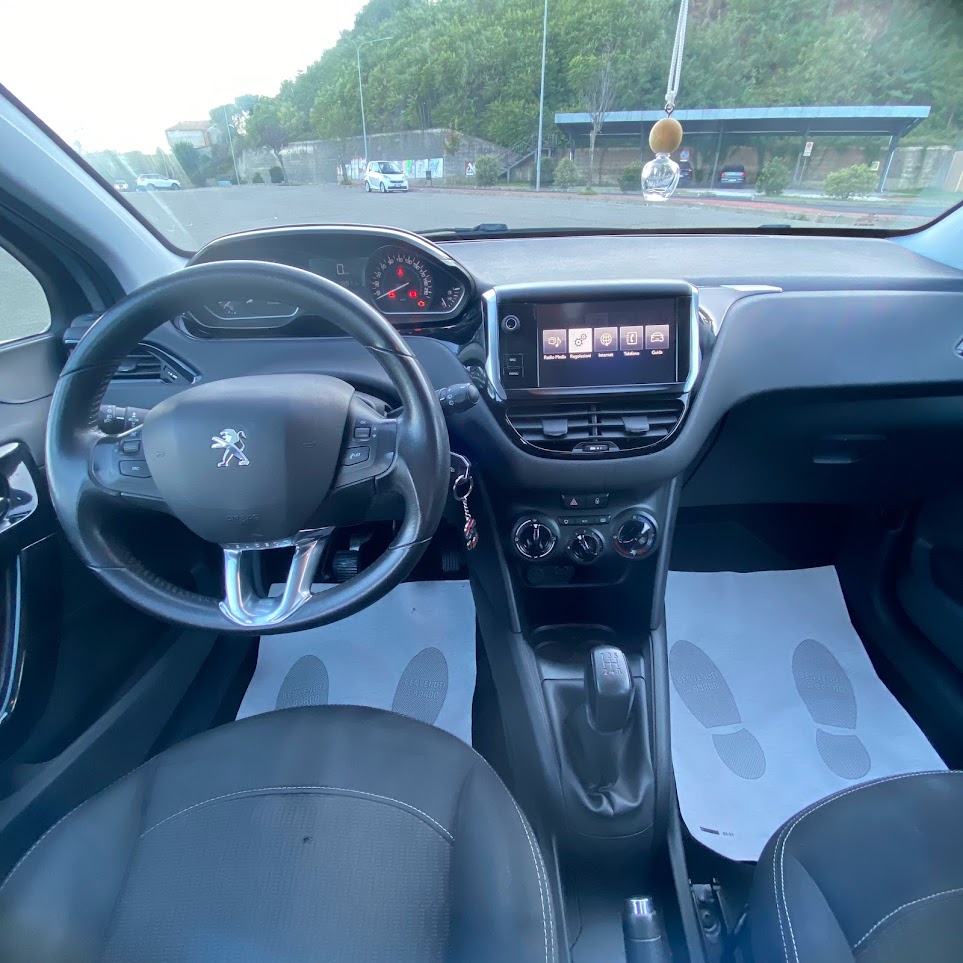 Peugeot 208 1.2 PureTech Gpl