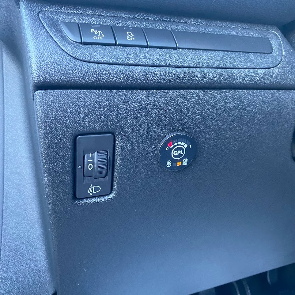 Peugeot 208 1.2 PureTech Gpl