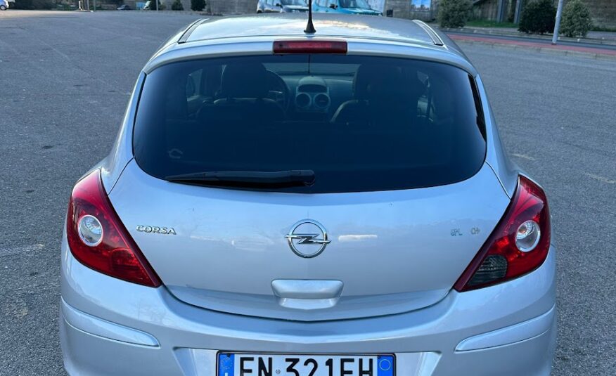 Opel Corsa 1.2 Gpl