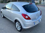 Opel Corsa 1.2 Gpl