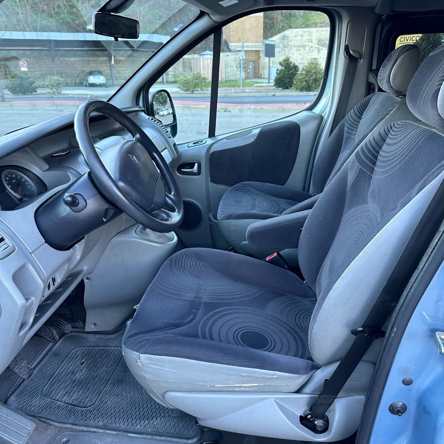 Renult Trafic 115 dci 8 Posti