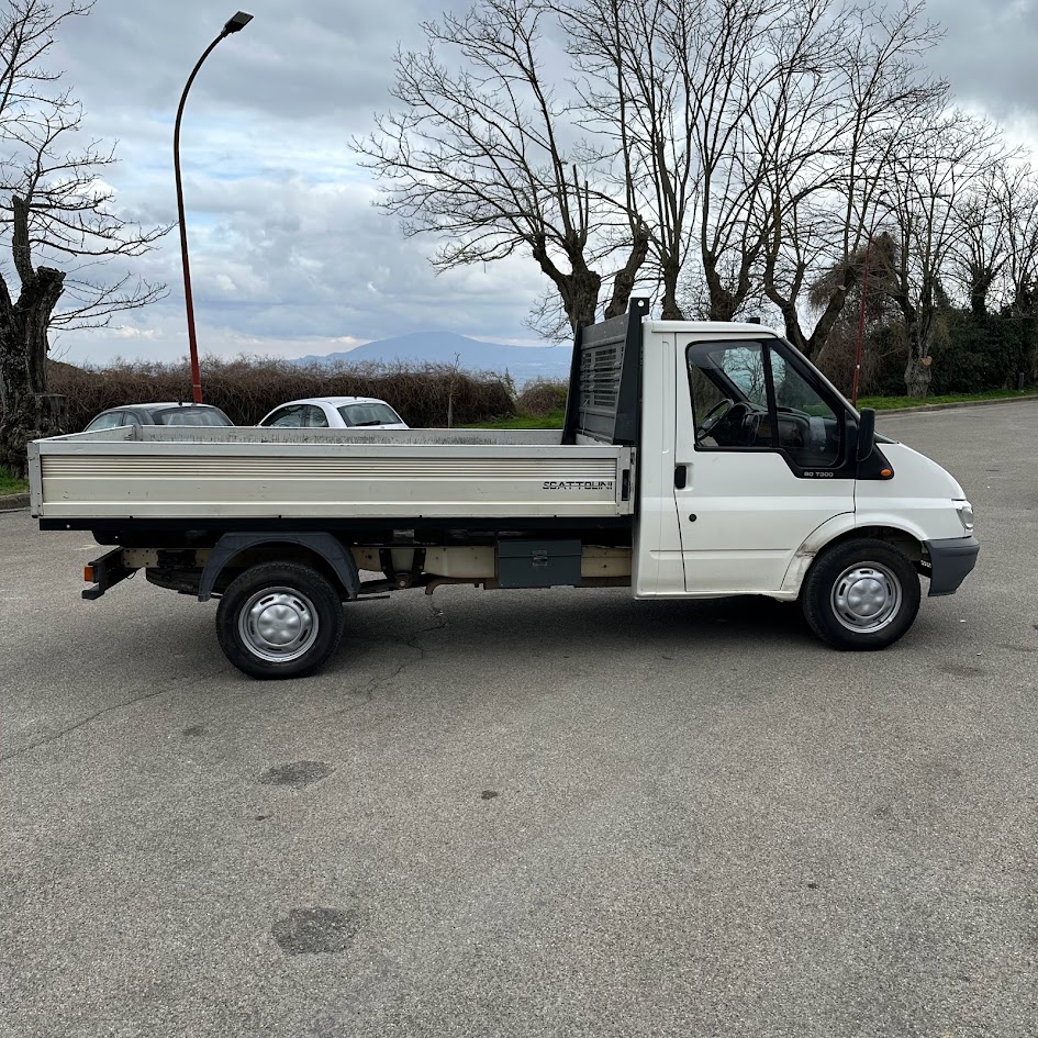 FORD TRANSIT CASSONATO