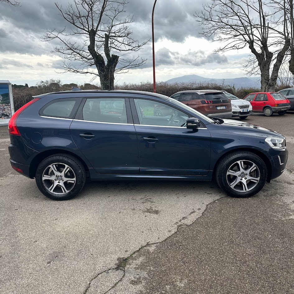 VOLVO XC 60 2.0 D D4