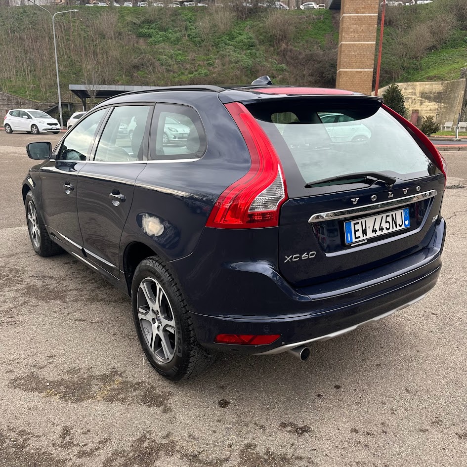VOLVO XC 60 2.0 D D4