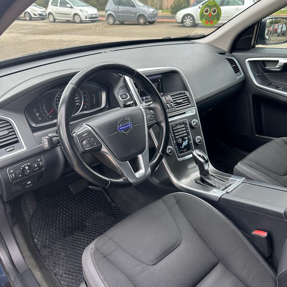 VOLVO XC 60 2.0 D D4