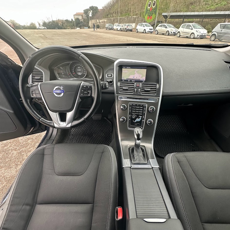 VOLVO XC 60 2.0 D D4