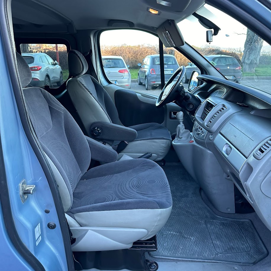 Renult Trafic 115 dci 8 Posti