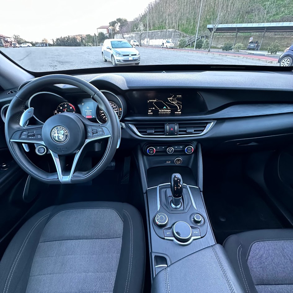 Alfa Romeo Stelvio 2.2 Turbodiesel 210 CV AT8 Q4 Business