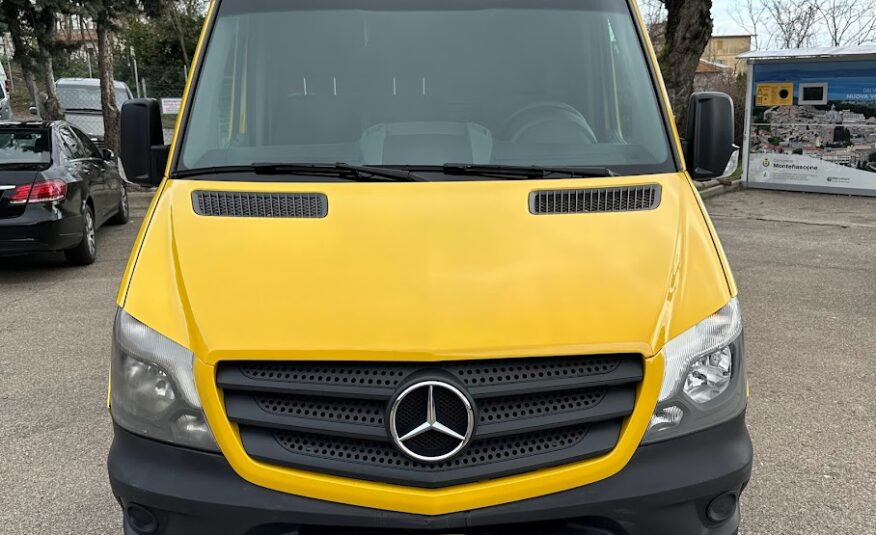 MERCEDES SPRINTER F37/33 311