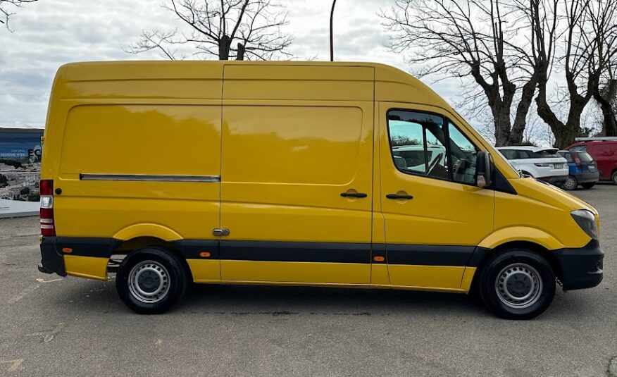 MERCEDES SPRINTER F37/33 311