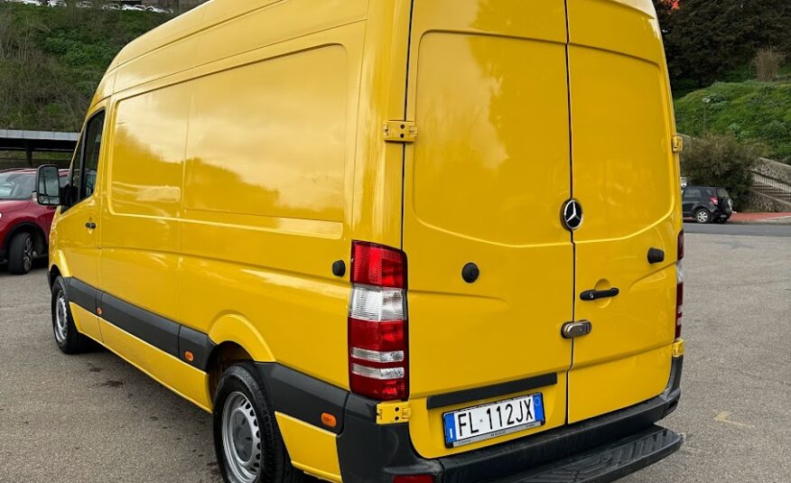 MERCEDES SPRINTER F37/33 311