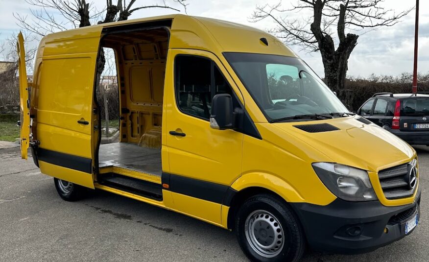 MERCEDES SPRINTER F37/33 311