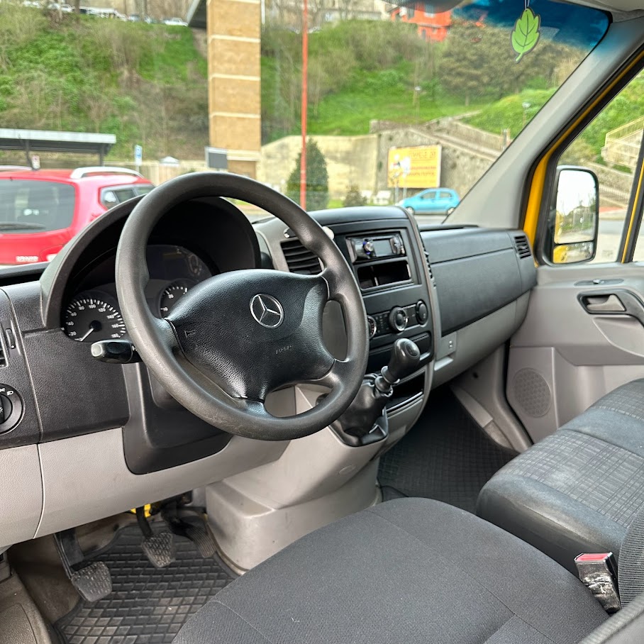 MERCEDES SPRINTER F37/33 311