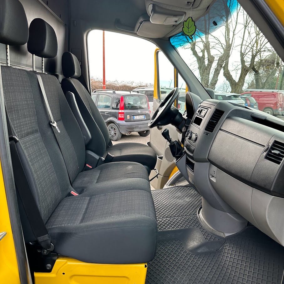 MERCEDES SPRINTER F37/33 311