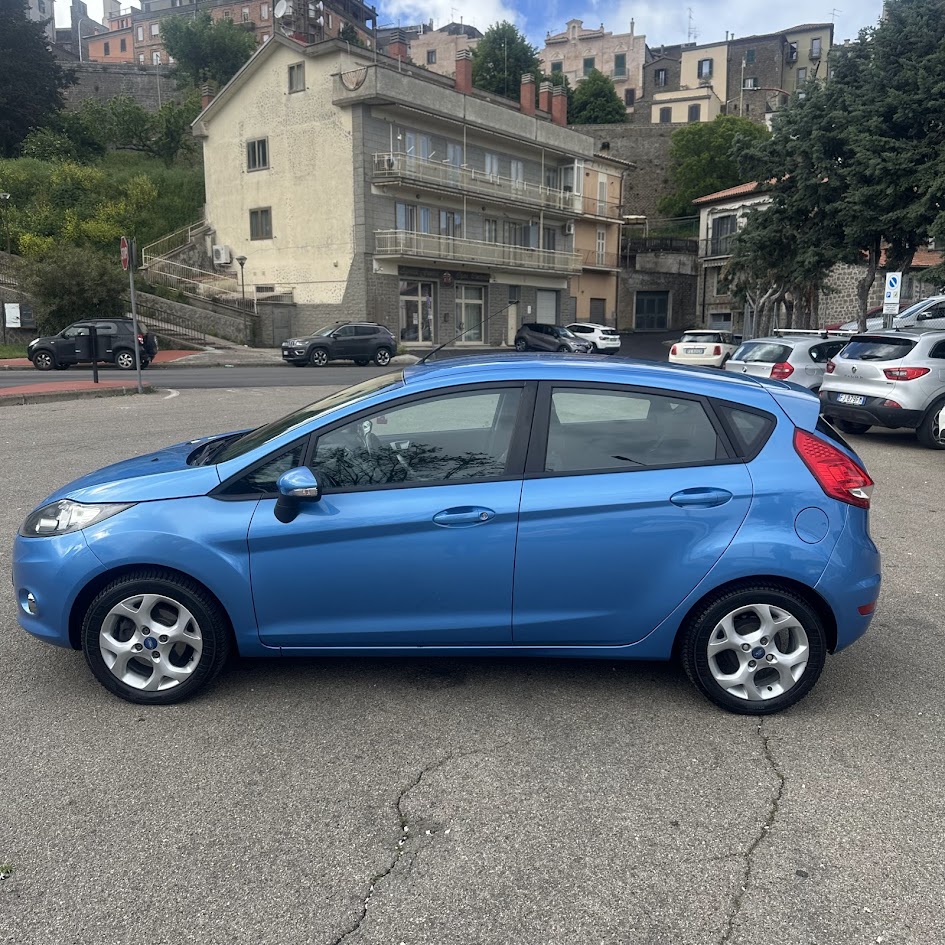 FORD FIESTA 1.2