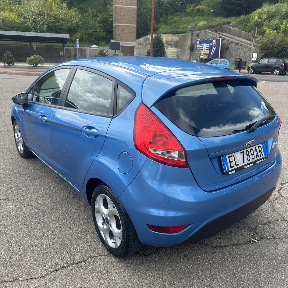 FORD FIESTA 1.2