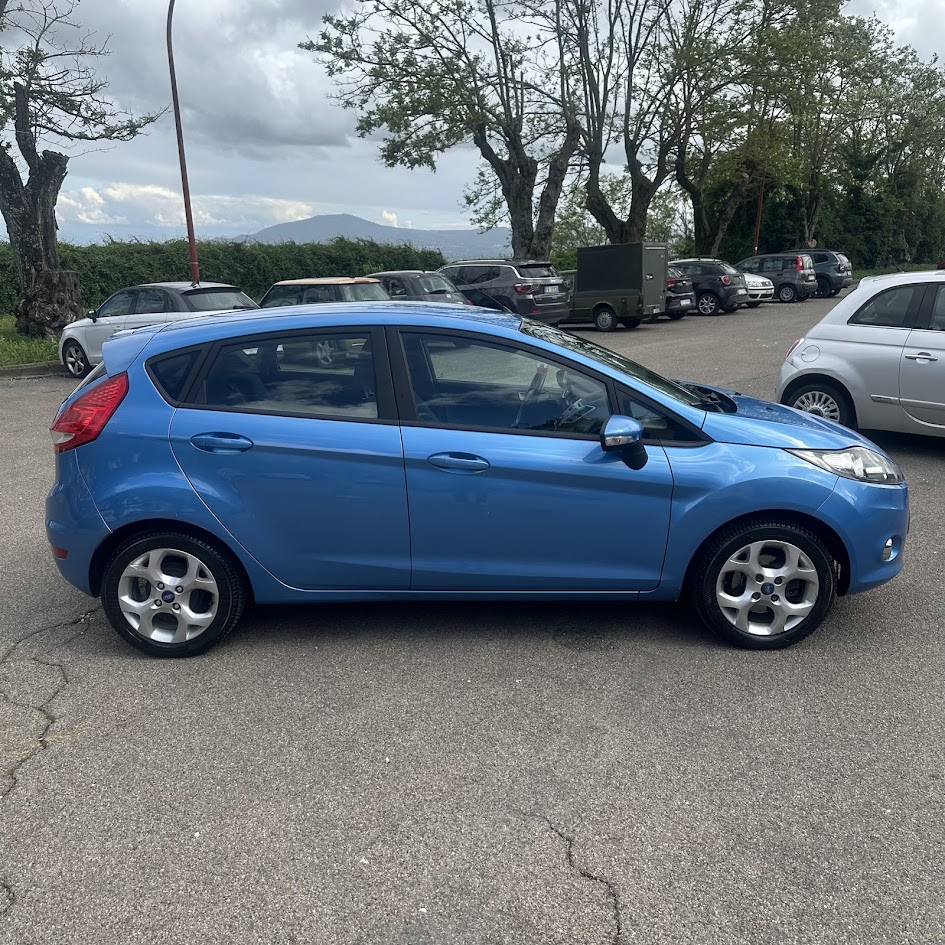 FORD FIESTA 1.2