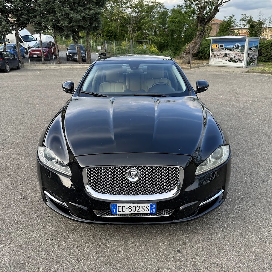 JAGUAR XJ 3.0 D V6 PREMIUM LUXURY