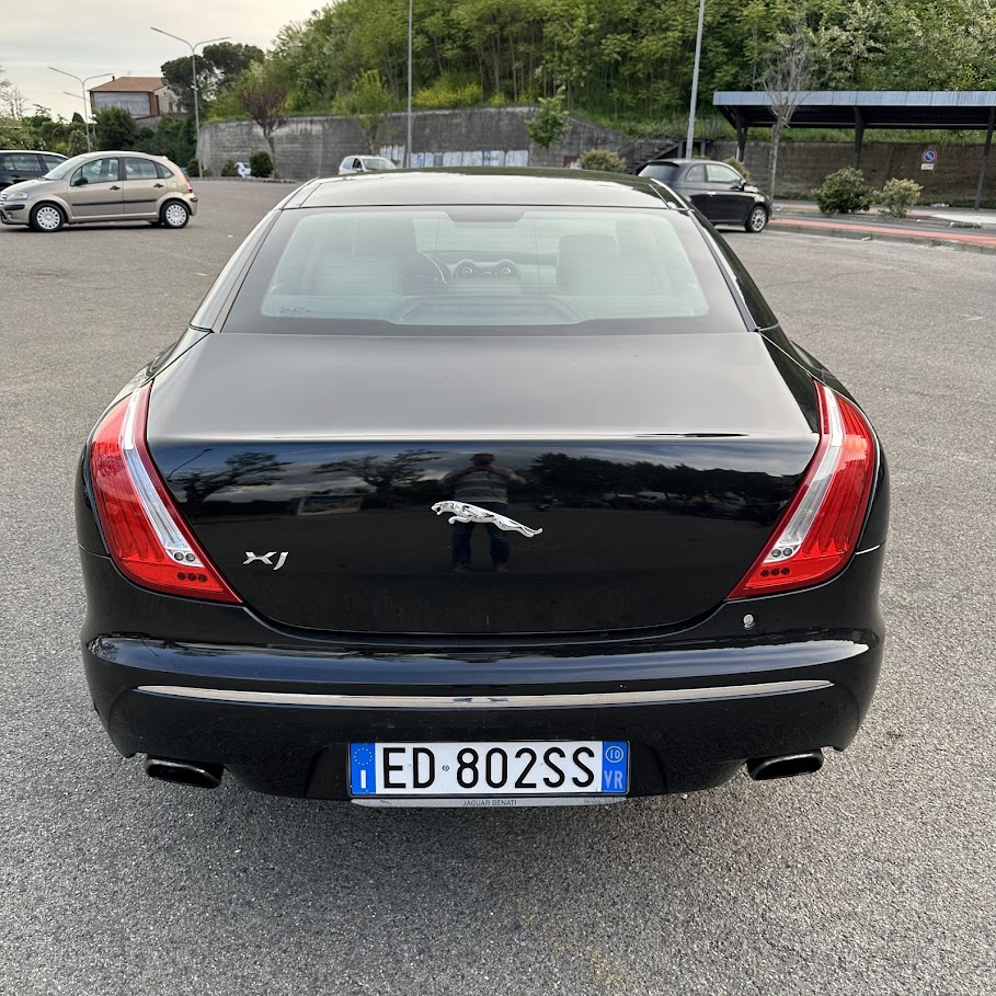 JAGUAR XJ 3.0 D V6 PREMIUM LUXURY
