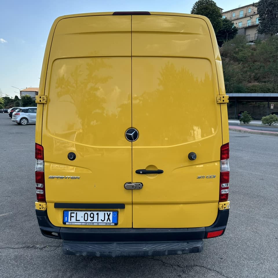 MERCEDES SPRINTER F37/33 311