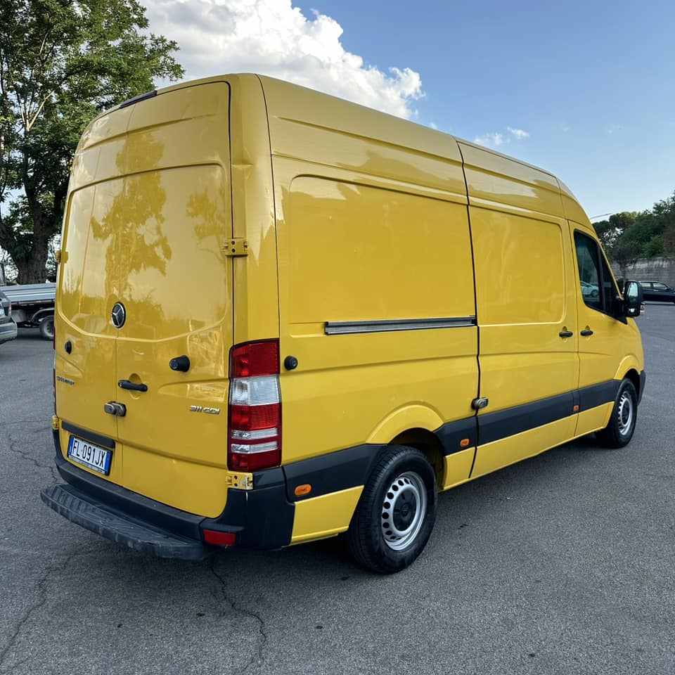 MERCEDES SPRINTER F37/33 311