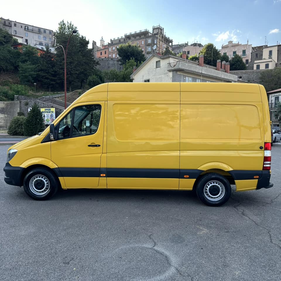 MERCEDES SPRINTER F37/33 311