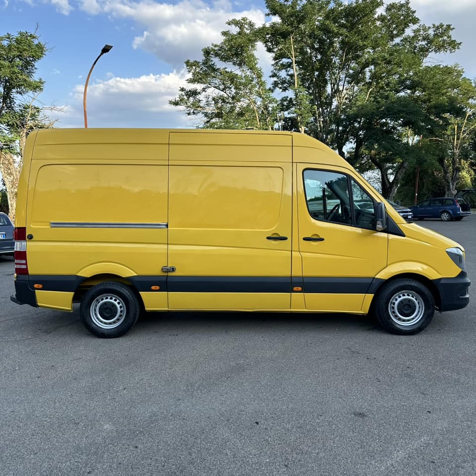 MERCEDES SPRINTER F37/33 311