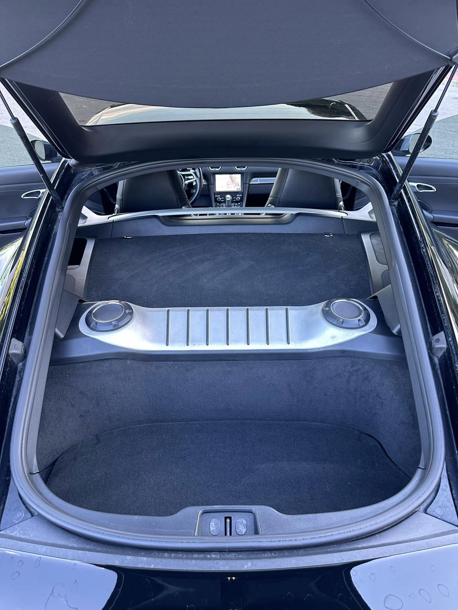 𝐏𝐎𝐑𝐒𝐂𝐇𝐄 𝐂𝐀𝐘𝐌𝐀𝐍 𝟕𝟏𝟖 𝐒