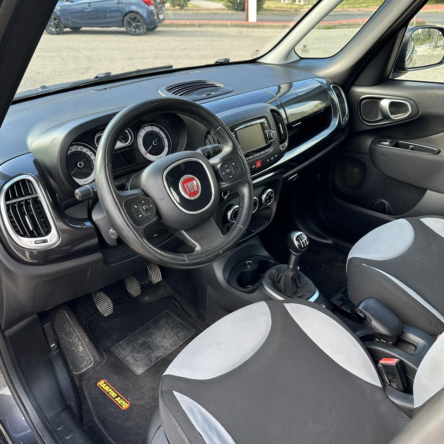 FIAT 500 L 1.3 MTJ 85 CV NEOPATENTATI