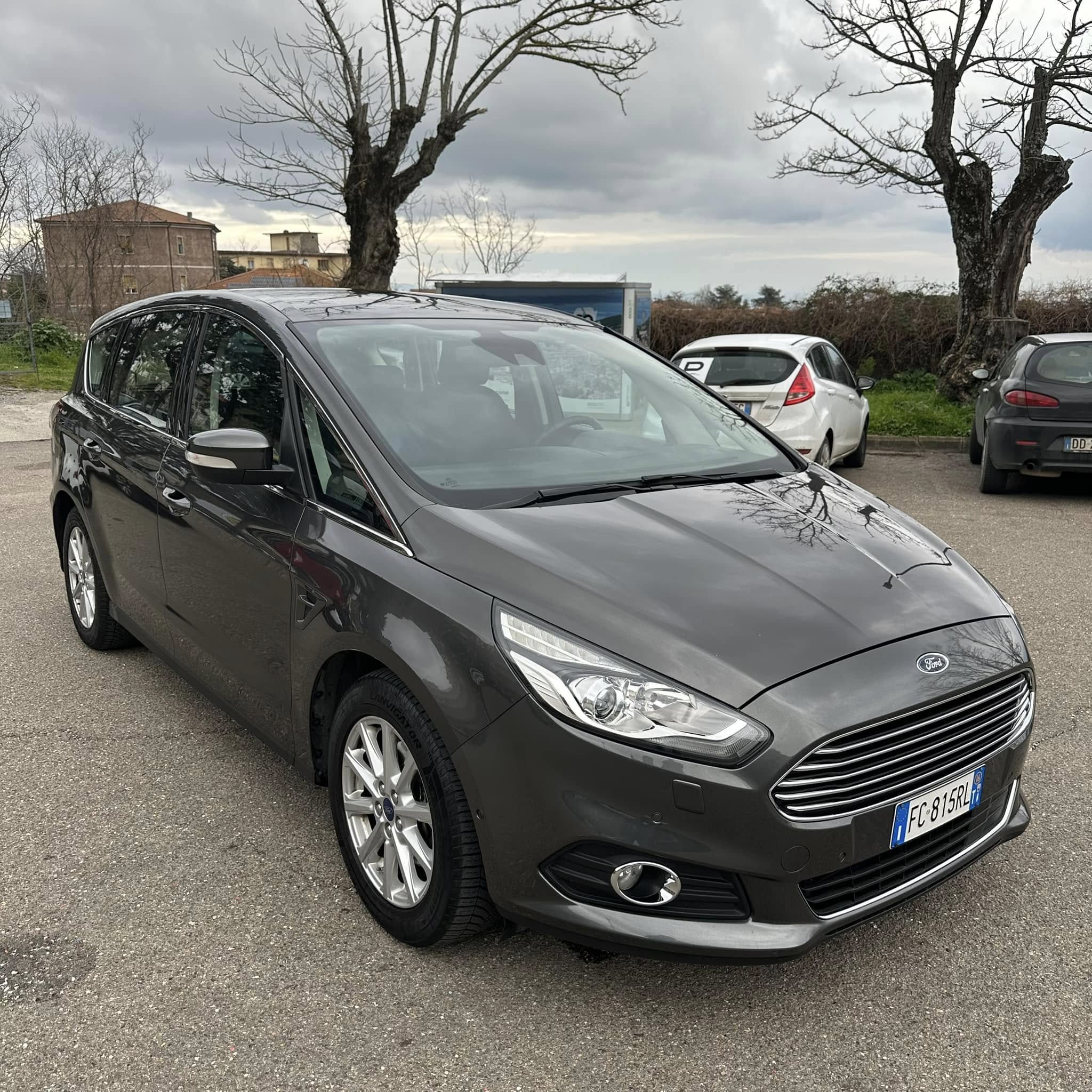 FORD SMAX 2.0 TDCI AUTOMATICA 7 POSTI