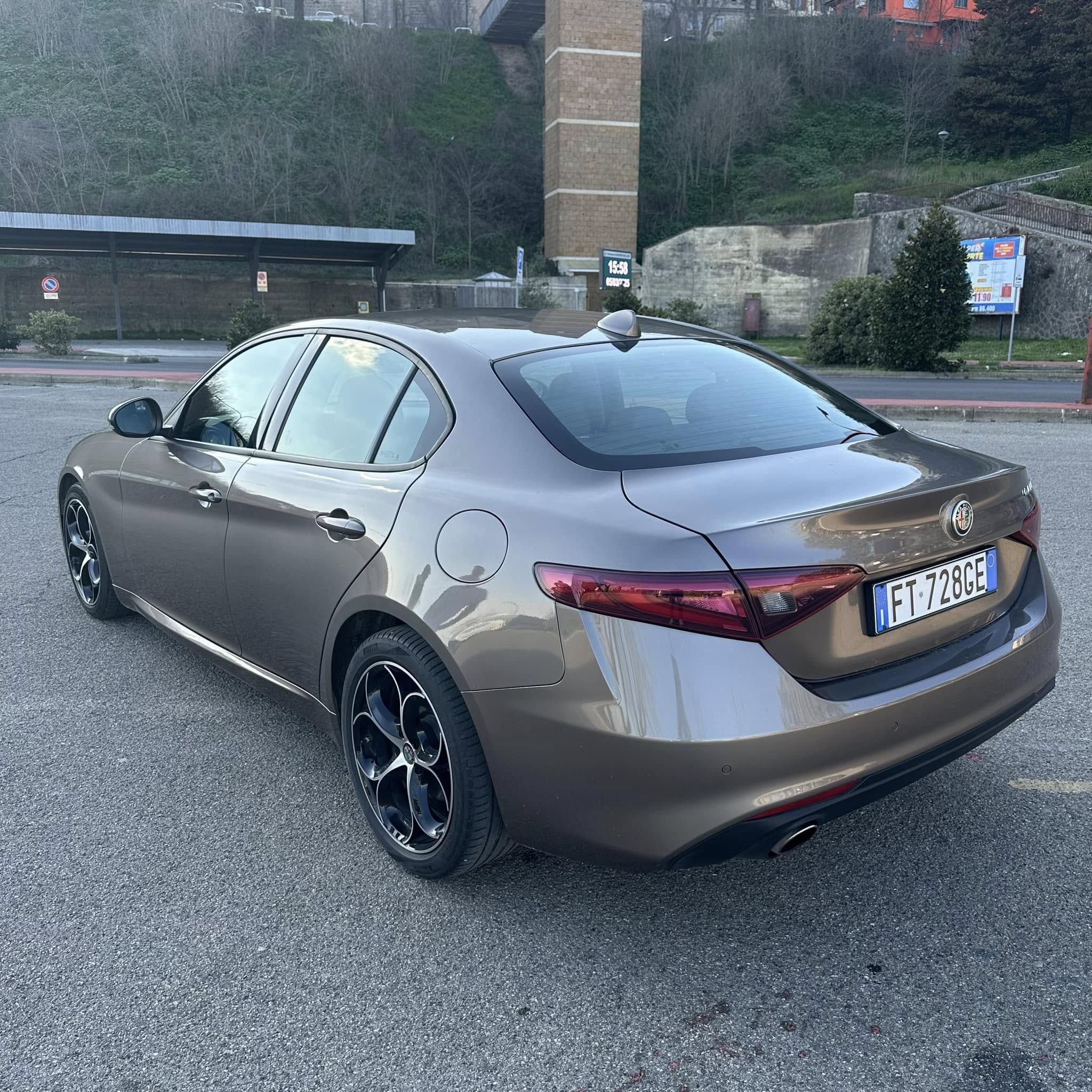 ALFA ROMEO GIULIA 2.2 MTJ 160 CV
