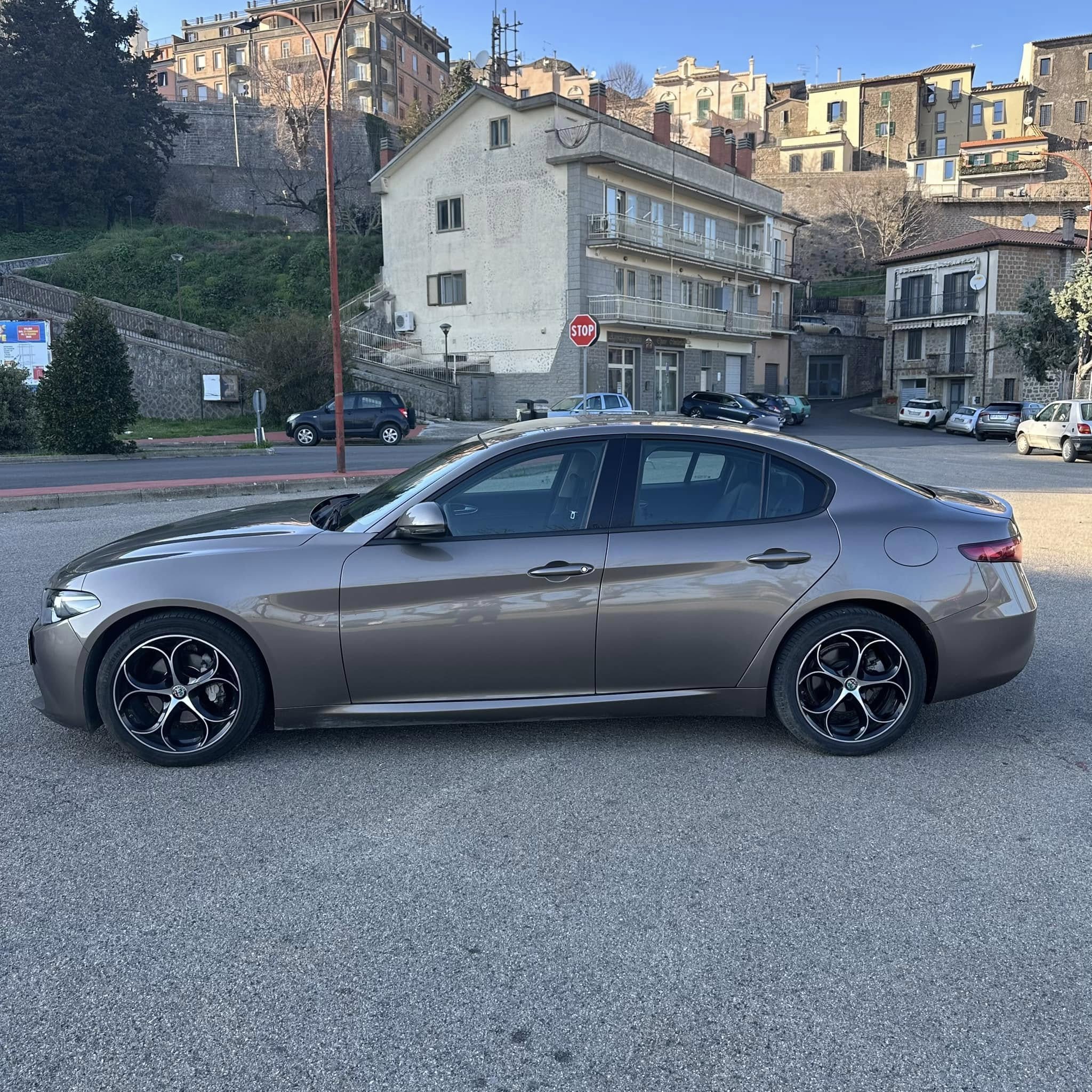 ALFA ROMEO GIULIA 2.2 MTJ 160 CV