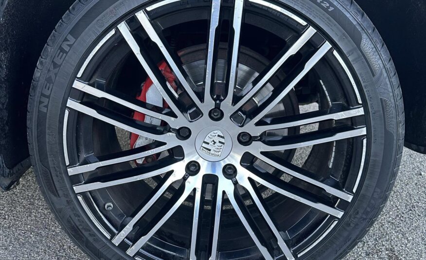 PORSCHE CAYENNE S 3.0 DIESEL V6