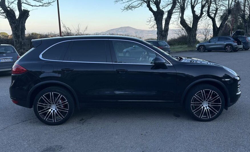 PORSCHE CAYENNE S 3.0 DIESEL V6