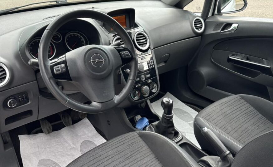 OPEL CORSA 1.2 GPL TECH