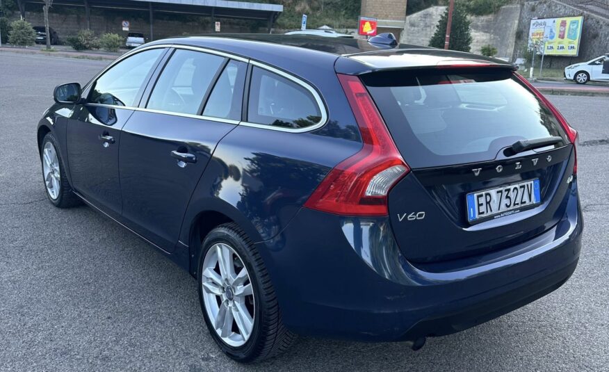 VOLVO V60 2.0 d AUTOMATICA