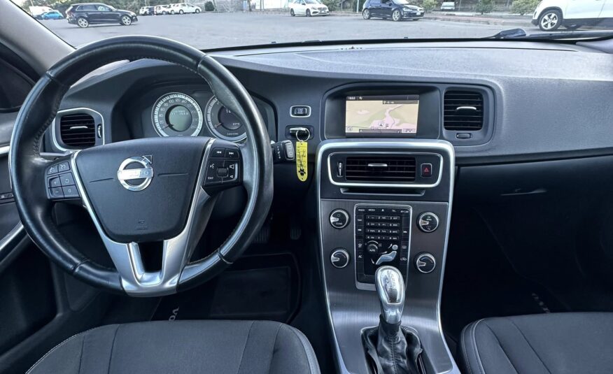 VOLVO V60 2.0 d AUTOMATICA