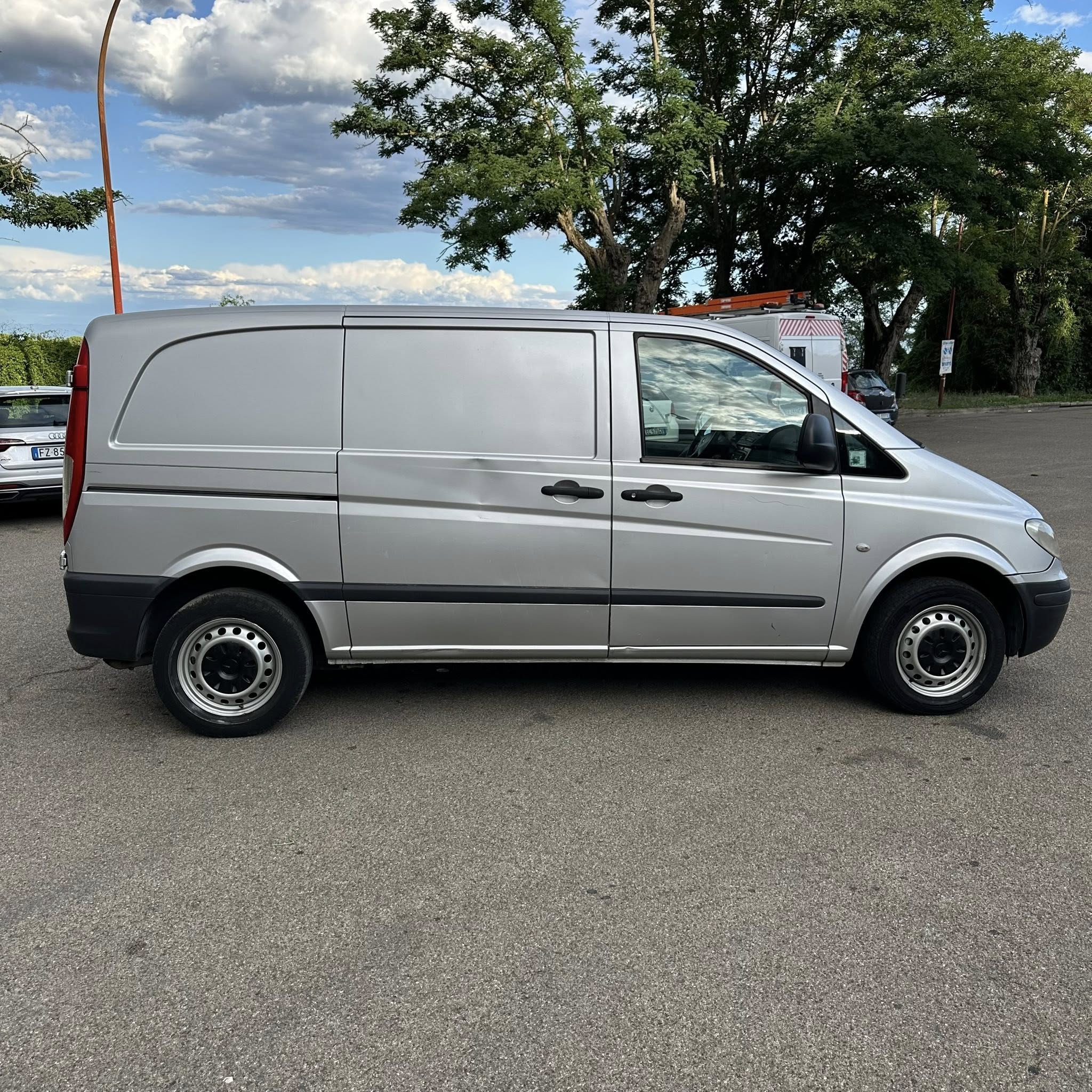 MERCEDES VITO 109 CDI