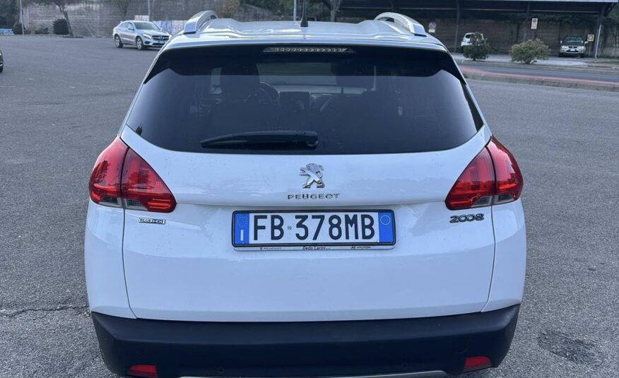 PEUGEOT 2008 1.6 HDI BLACK MATT