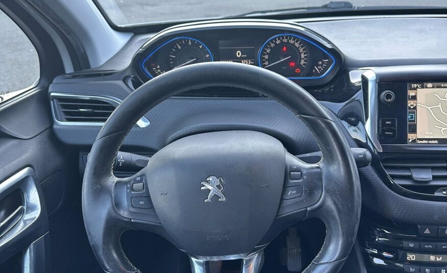 PEUGEOT 2008 1.6 HDI BLACK MATT