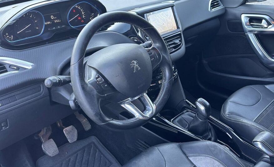 PEUGEOT 2008 1.6 HDI BLACK MATT