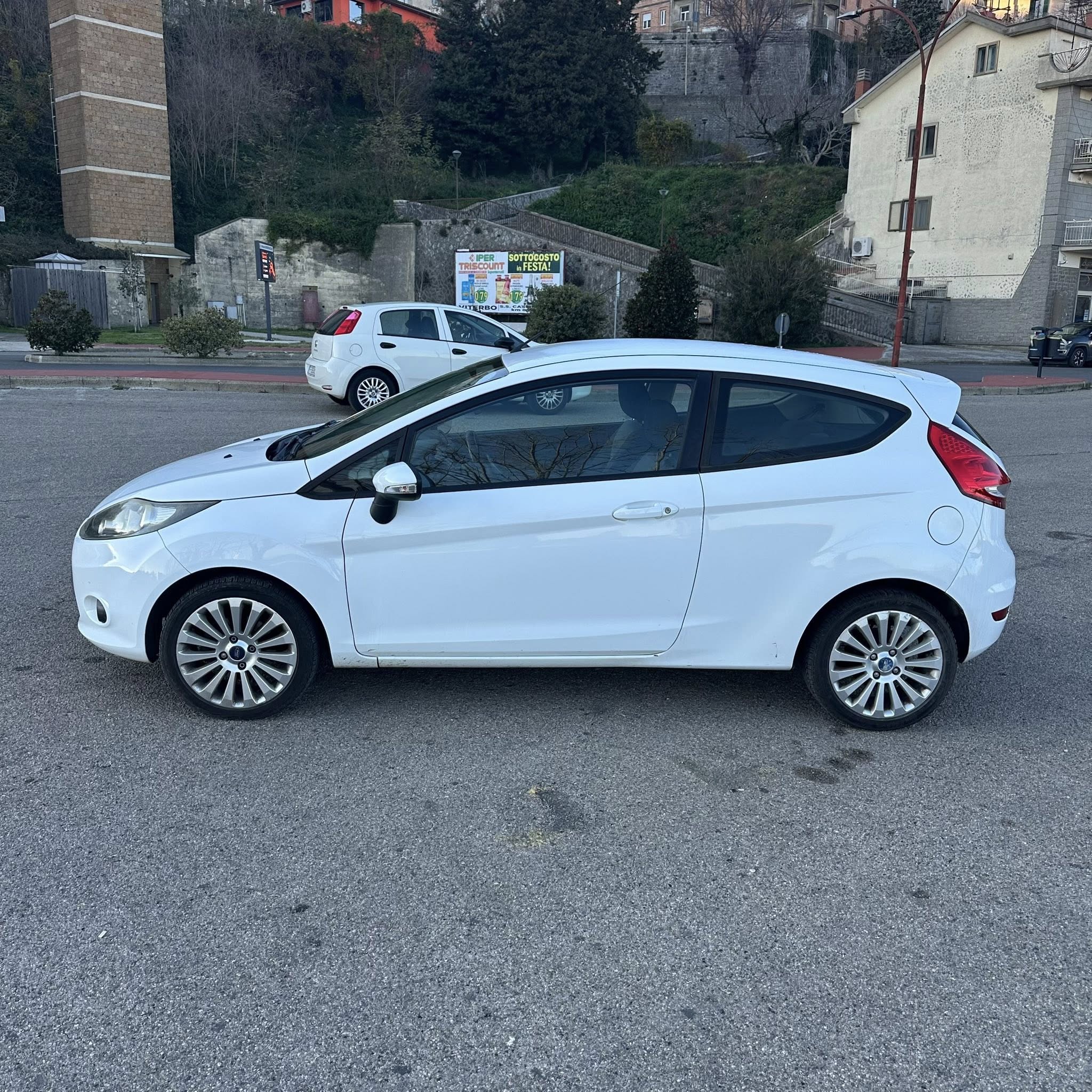 FORD FIESTA 1.4 GPL